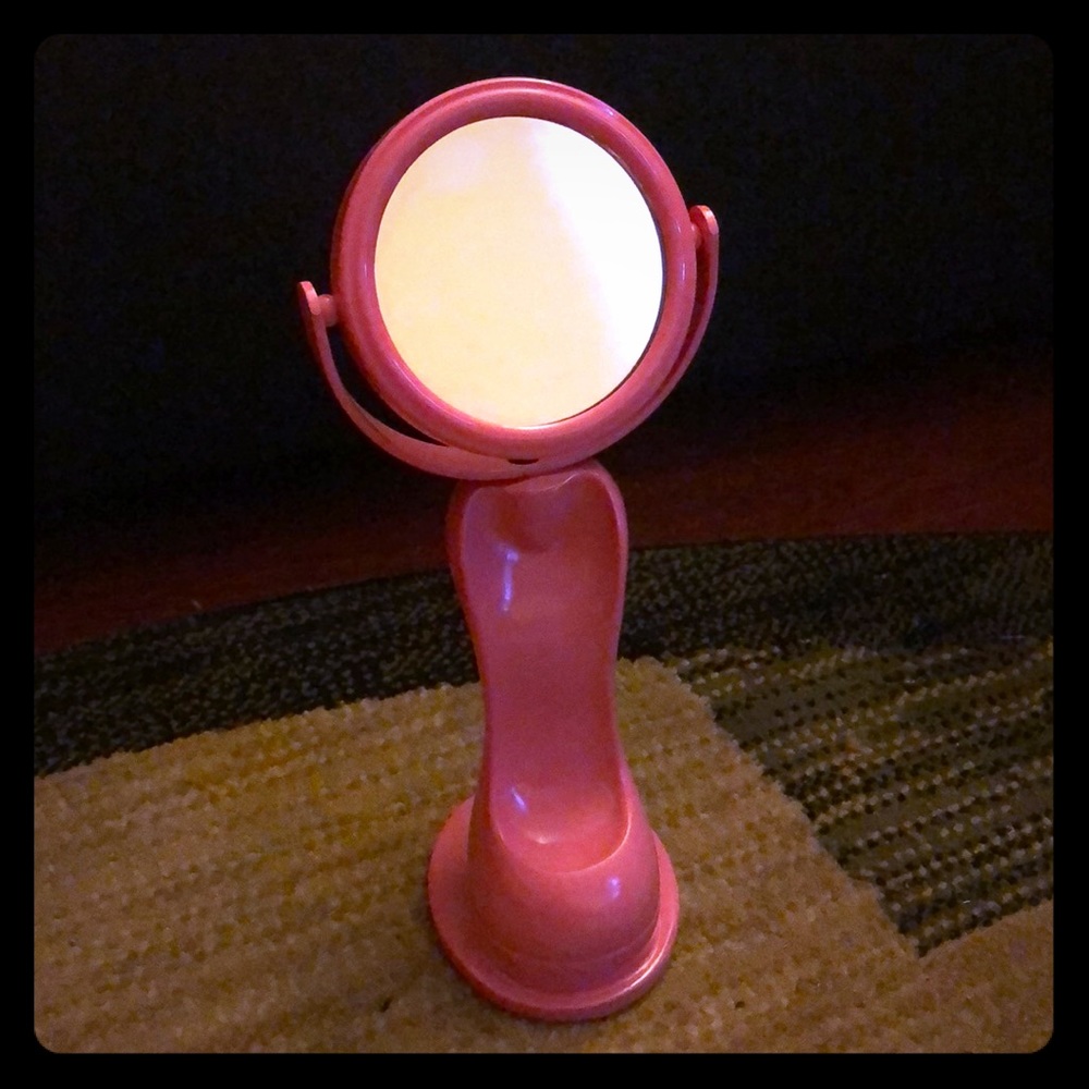 Pink Eye/lip mirror